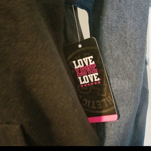 Distressed hoodie - Picture 4 of 6